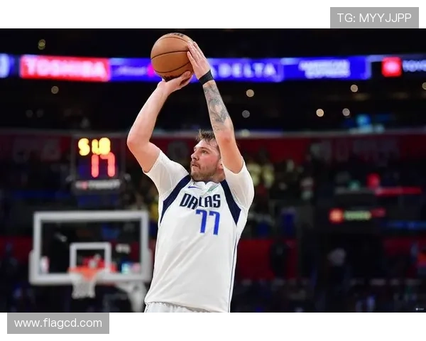 格兰特谈腿伤:起速时感到噗一声希望无大碍 格兰特谈腿伤:起速时感到噗一声希望无大碍